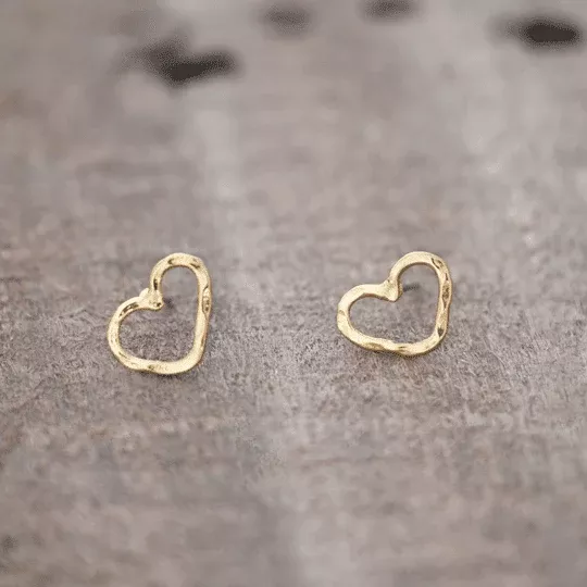 Amore Stud Earrings