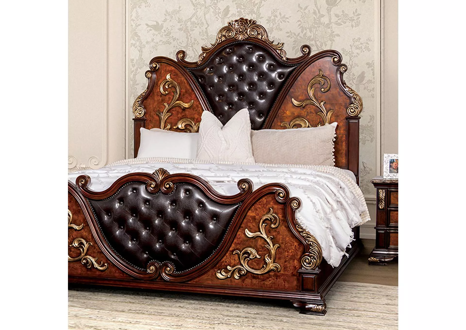 Aquilina - Queen Bed