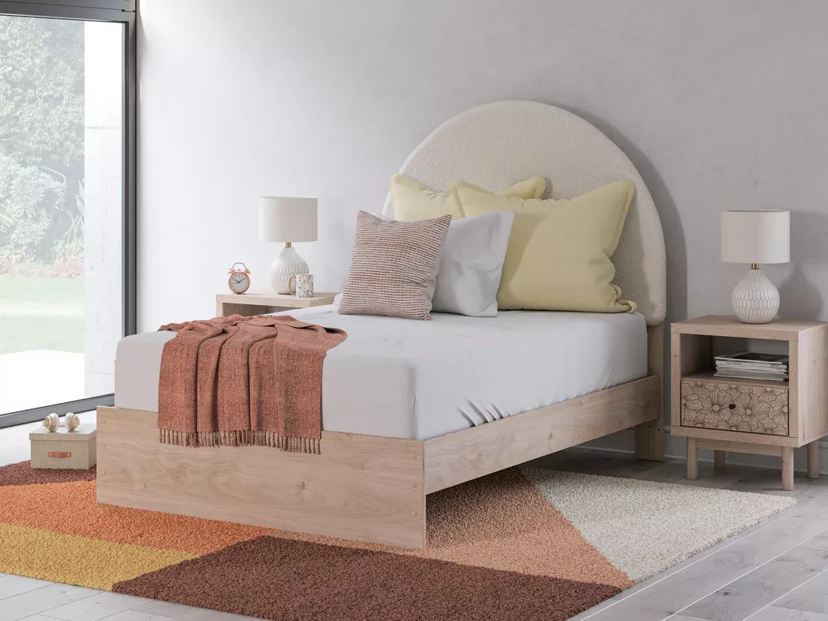 Ashley Express - Arloster Full Upholstered Panel Bed