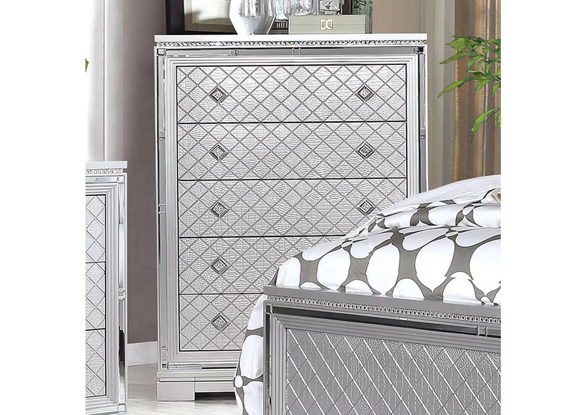 Belleterre - Chest
