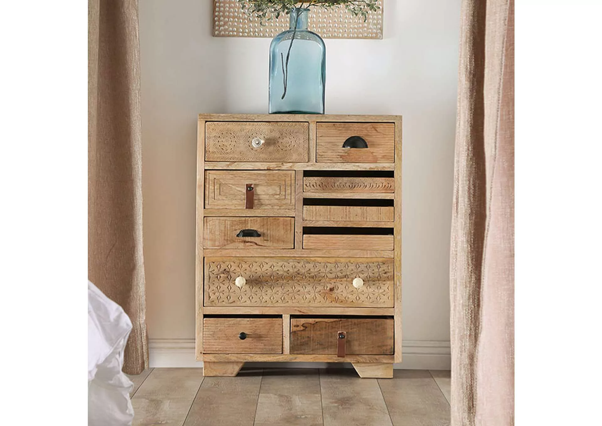 Blanchefleur Dresser