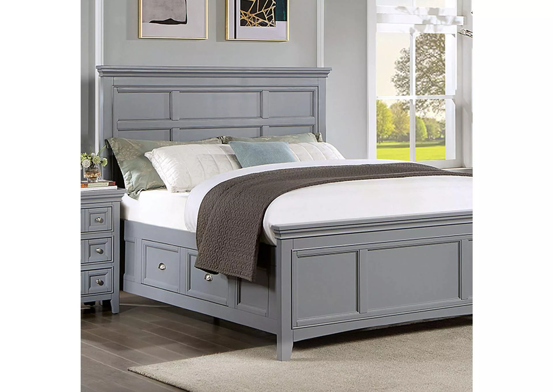Castlile Bed