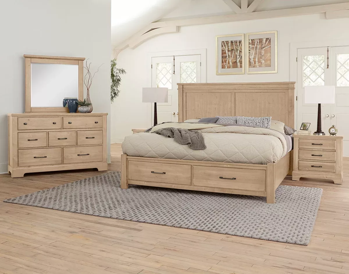 Cool Rustic - Mansion Bed With Footboard Storage - Clear Maple