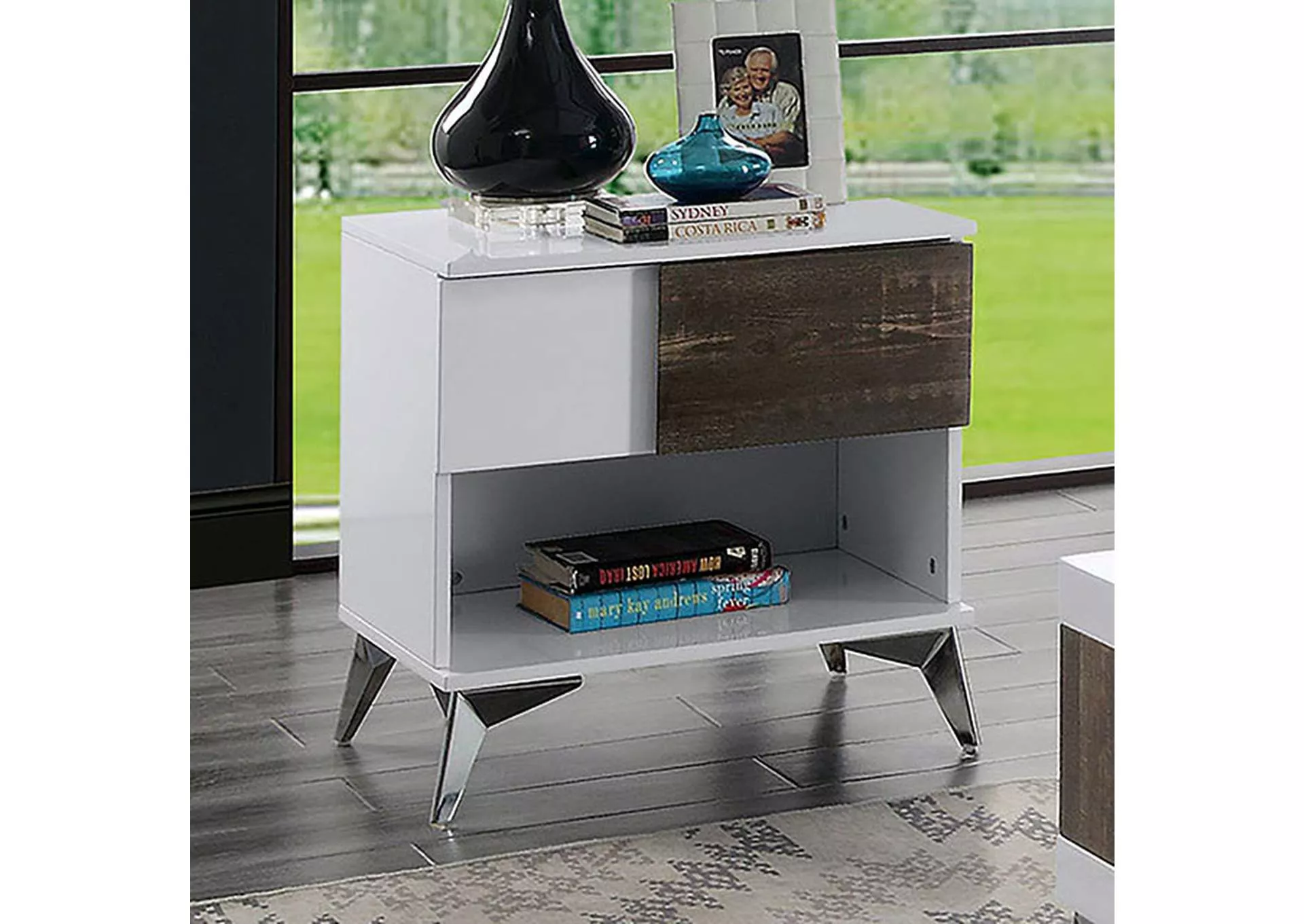 Corinne - End Table