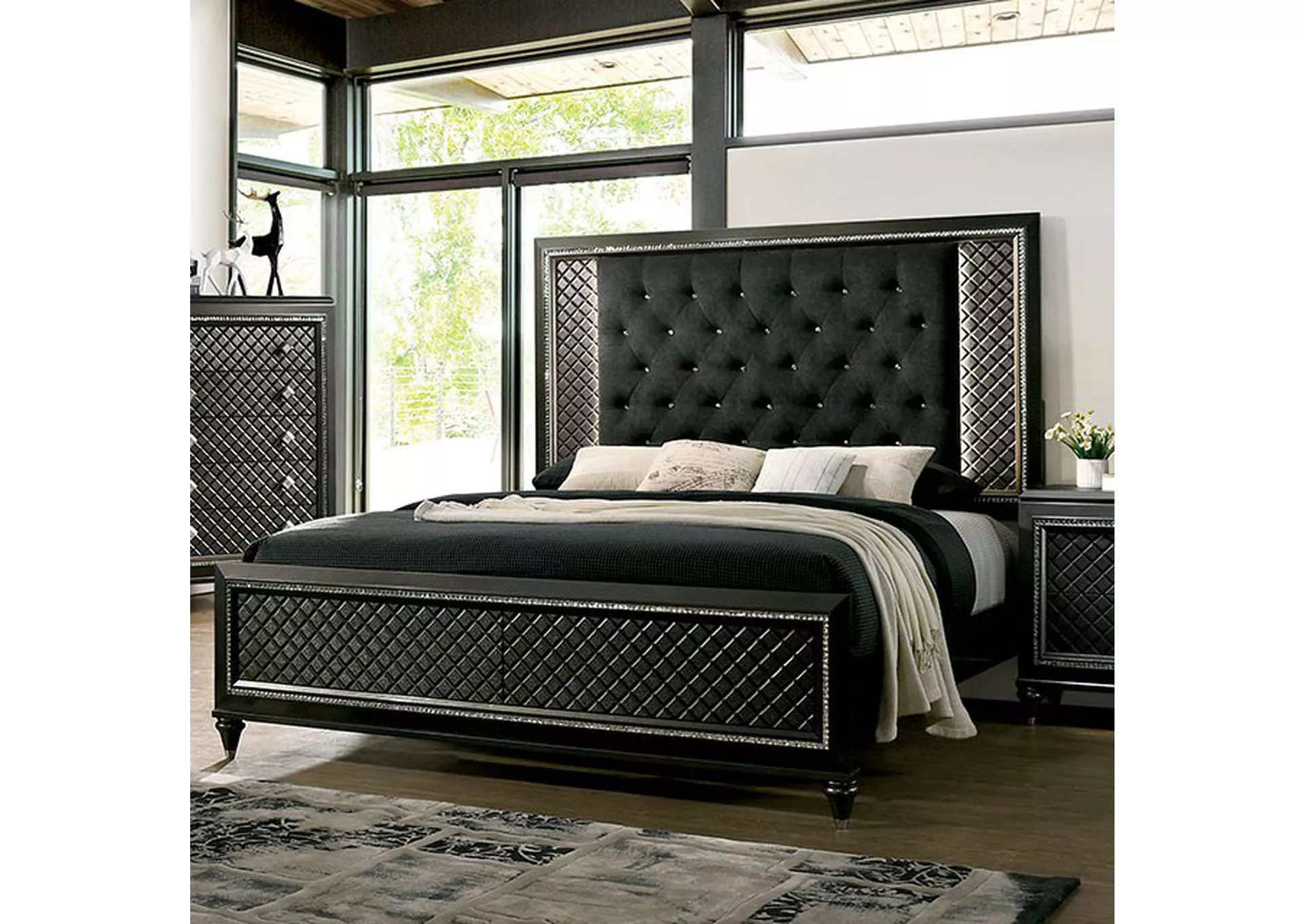 Demetria Queen Bed