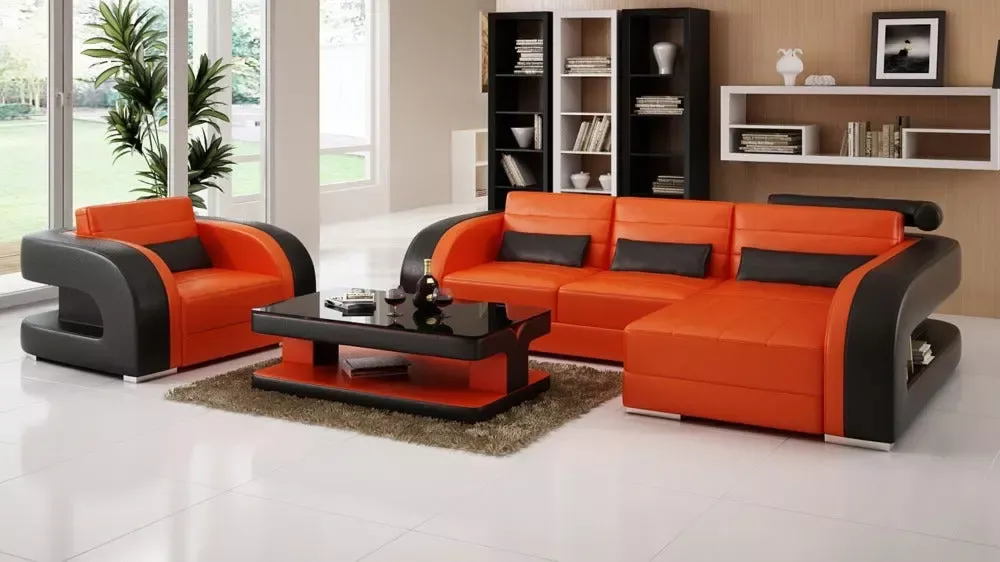 Fashioned Leather Sectional Sofa Set