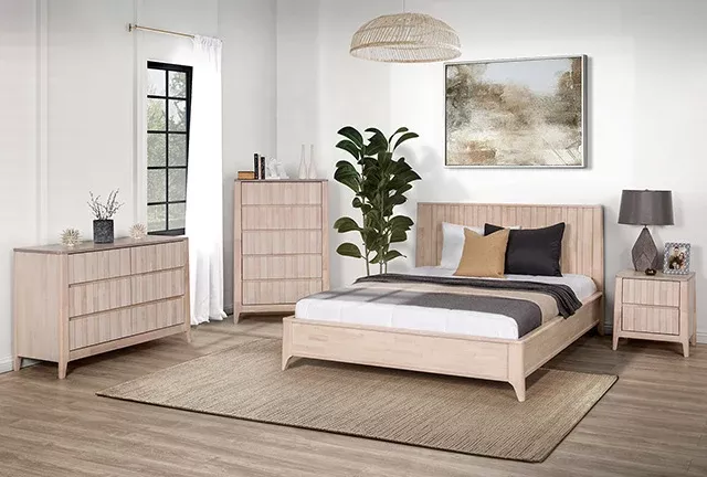 Gervais - 3 Pc Queen Bedroom Set