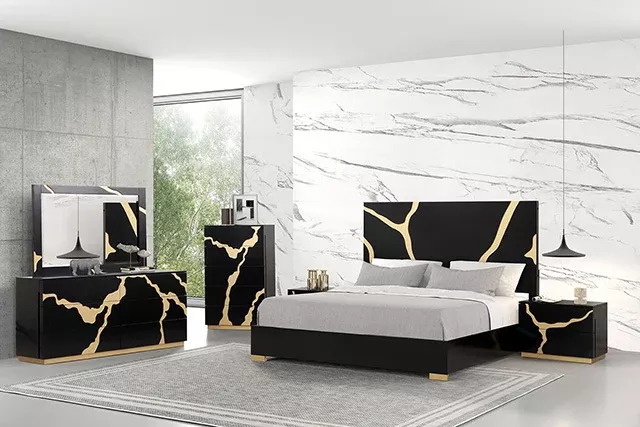 Goldsberg - 5 Pc Queen Bedroom Set