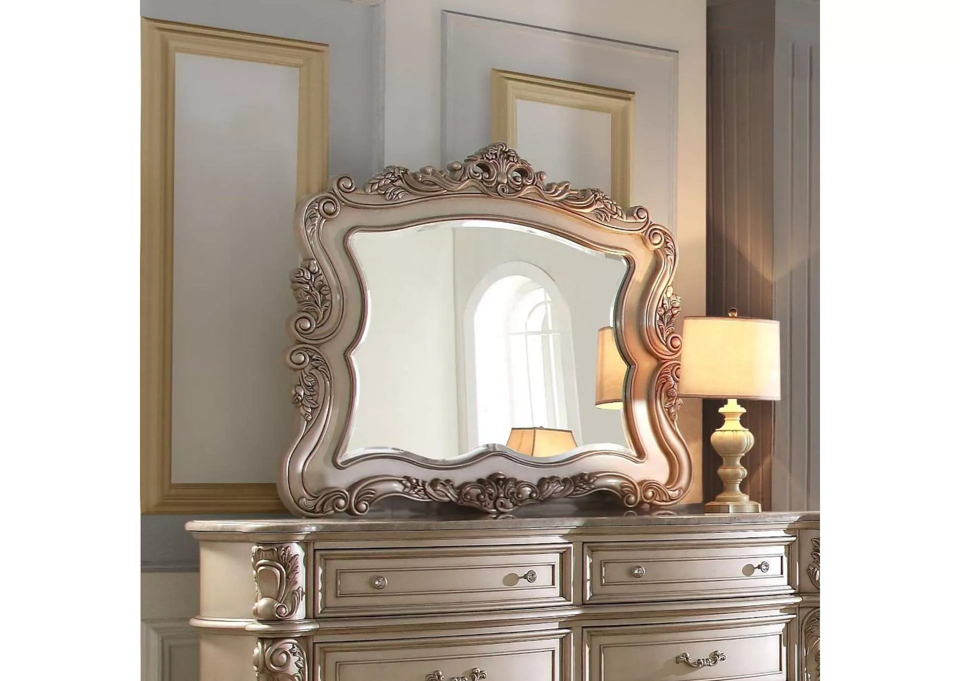 Gorsedd Mirror