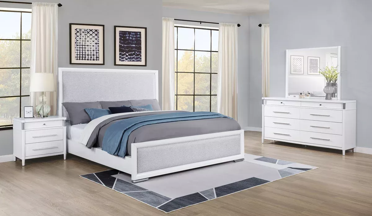 Gracemont 4-piece Eastern King Bedroom Set White