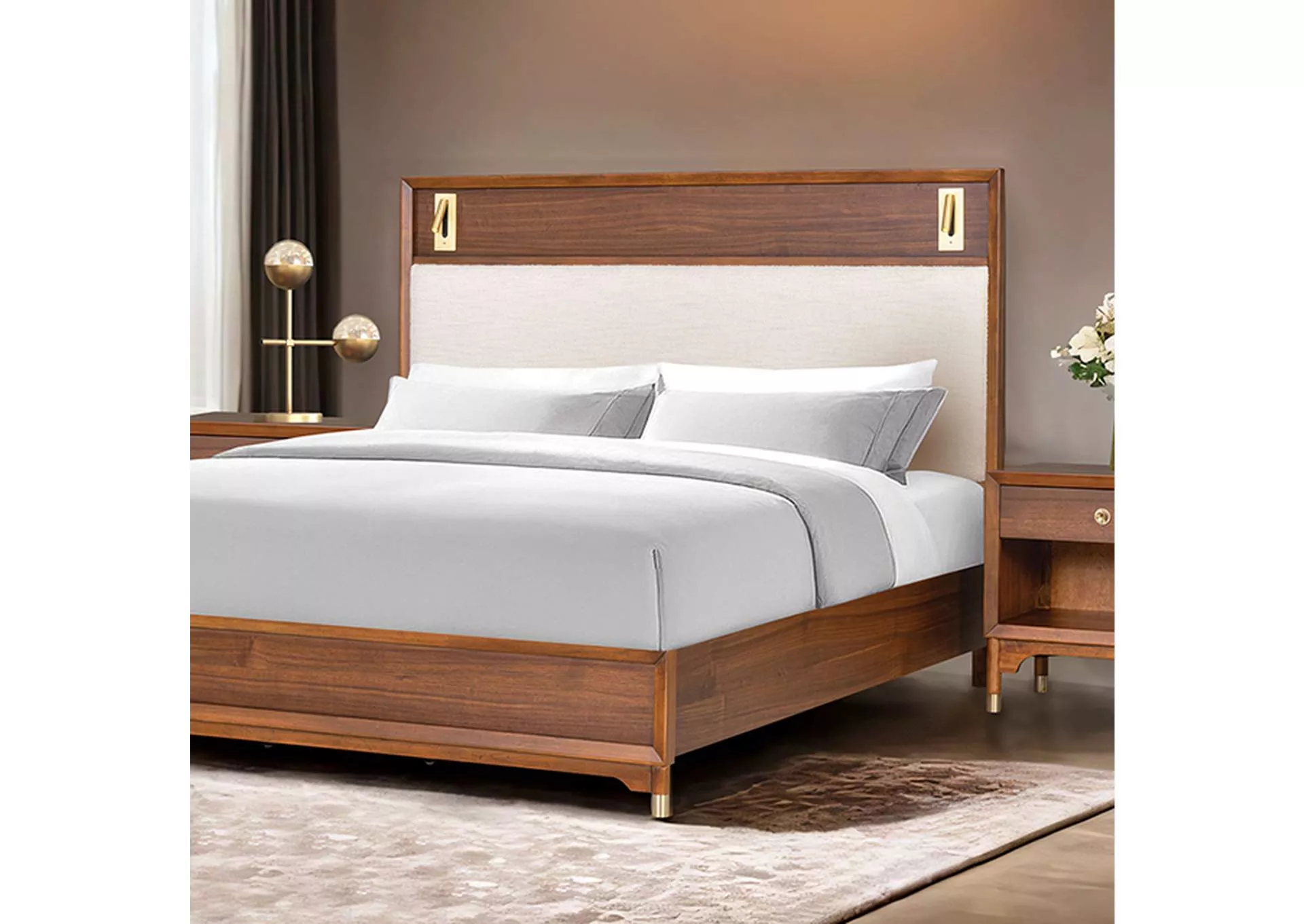Hepburne - E.King Bed