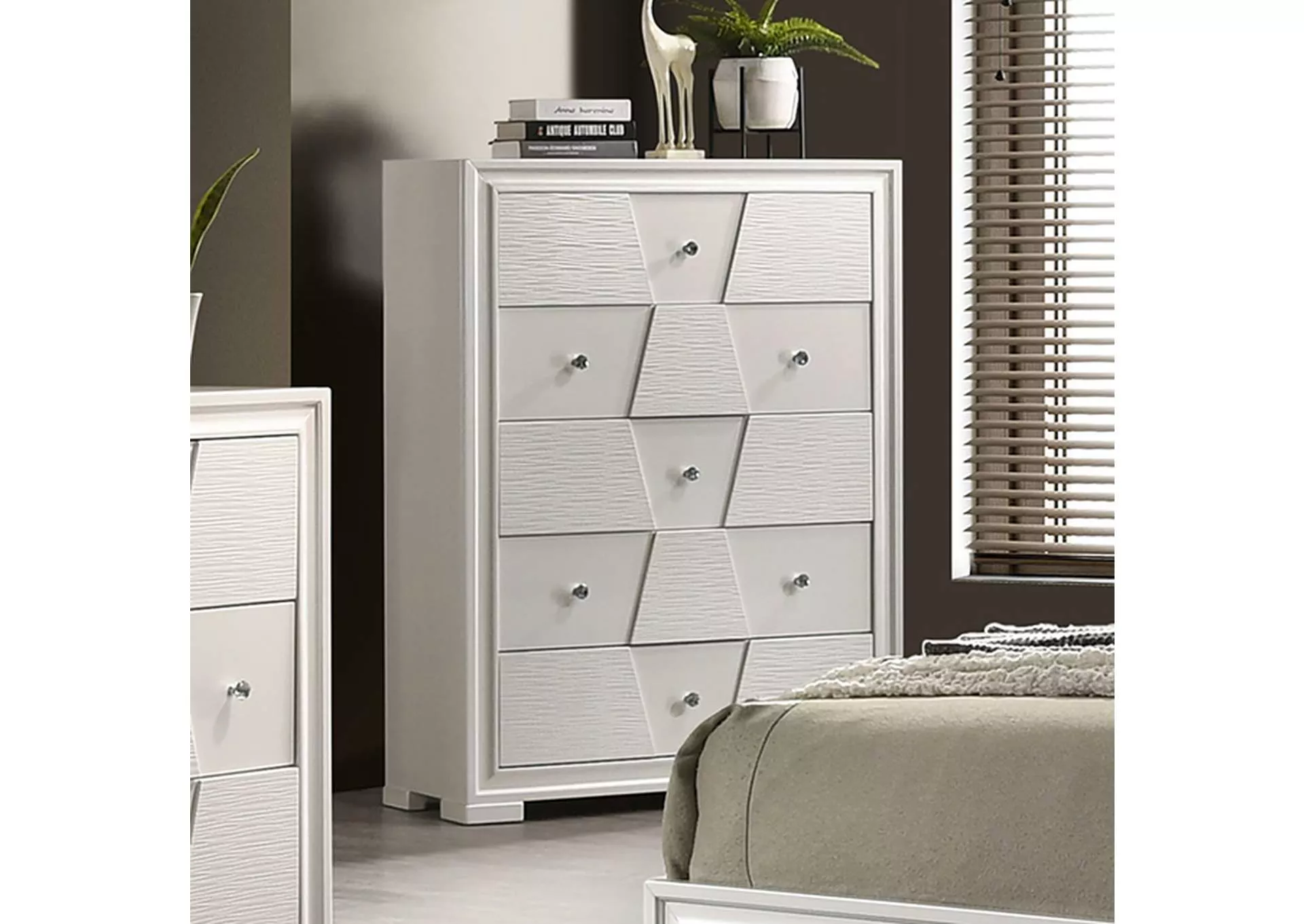 Holsted - Chest
