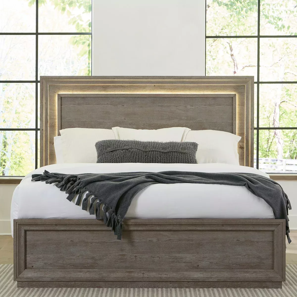 Horizons - Panel Bed