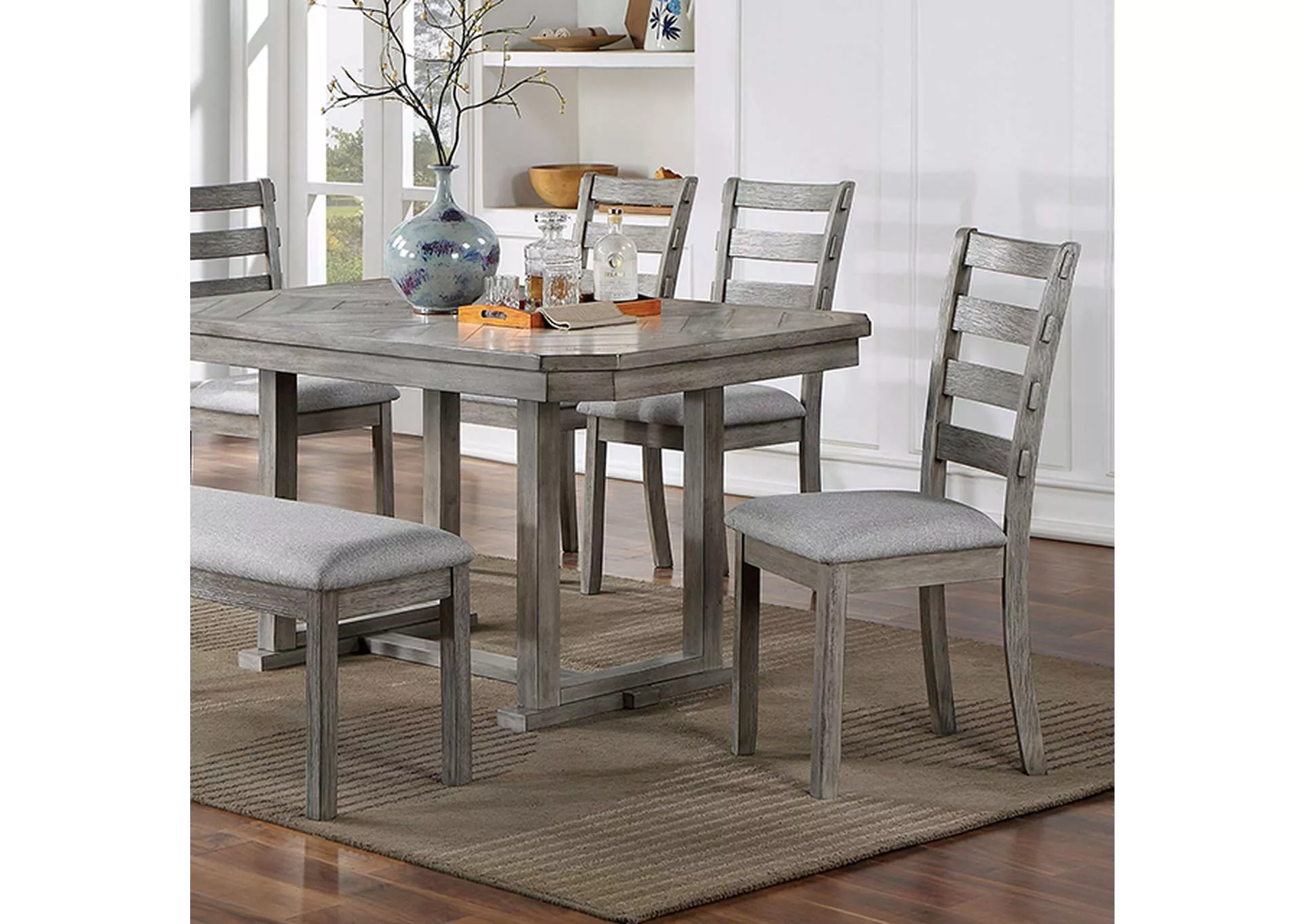 Laquila - Dining Table