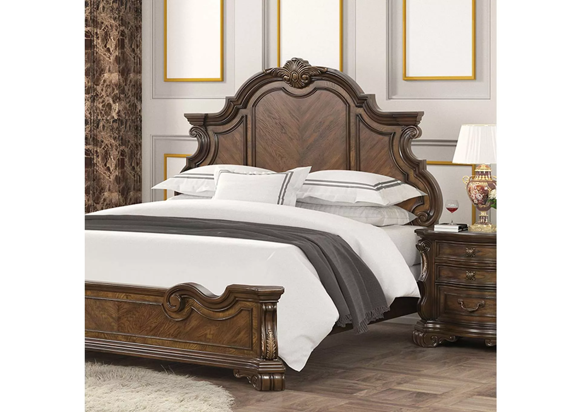 Leovanni - E.King Bed