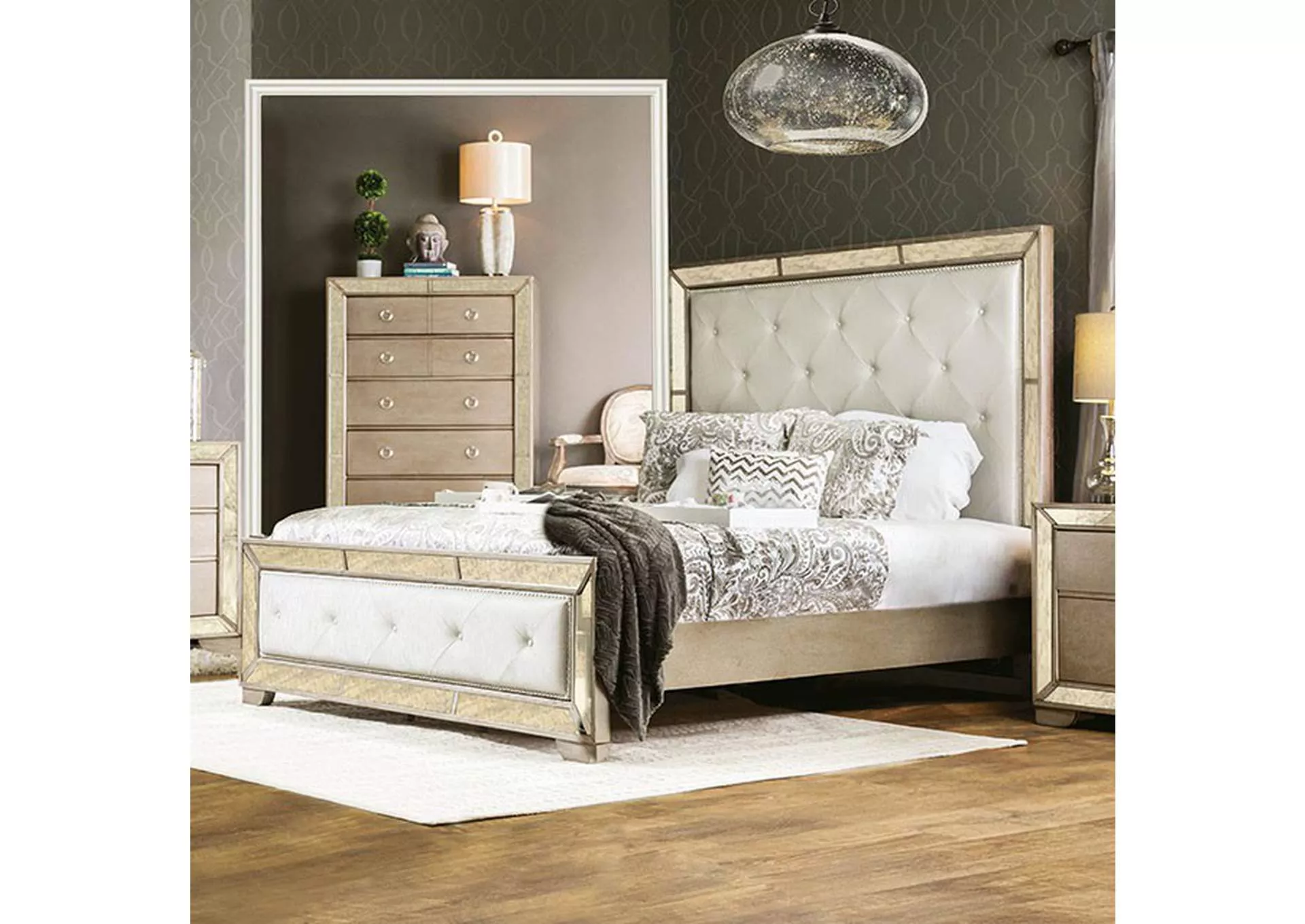 Loraine Queen Bed