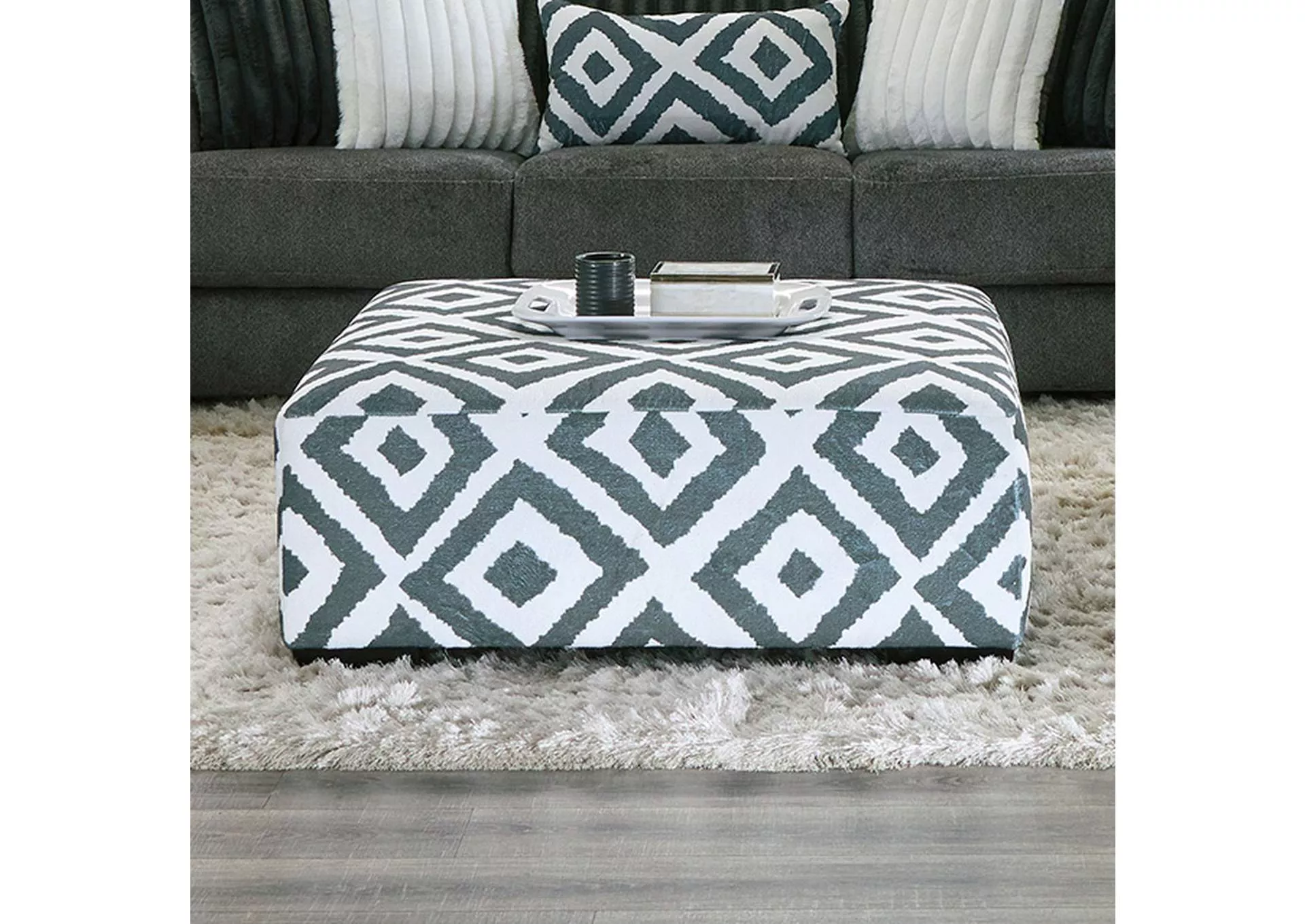 Loughton - Ottoman