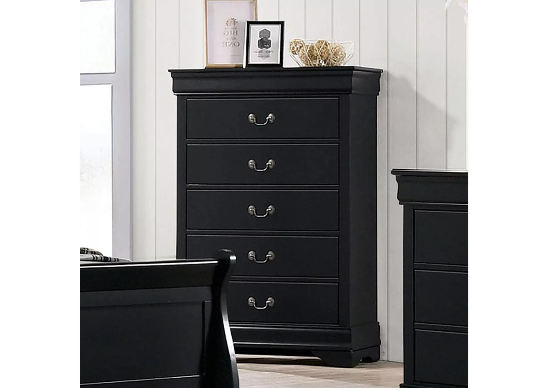 Louis Philippe - Chest