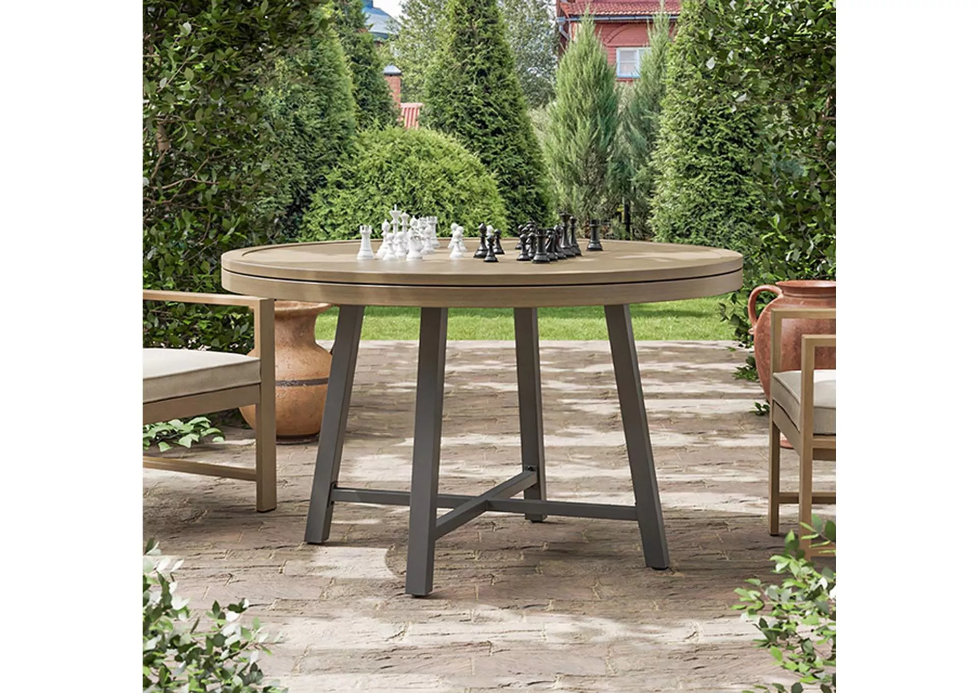 Lyon - Game Table