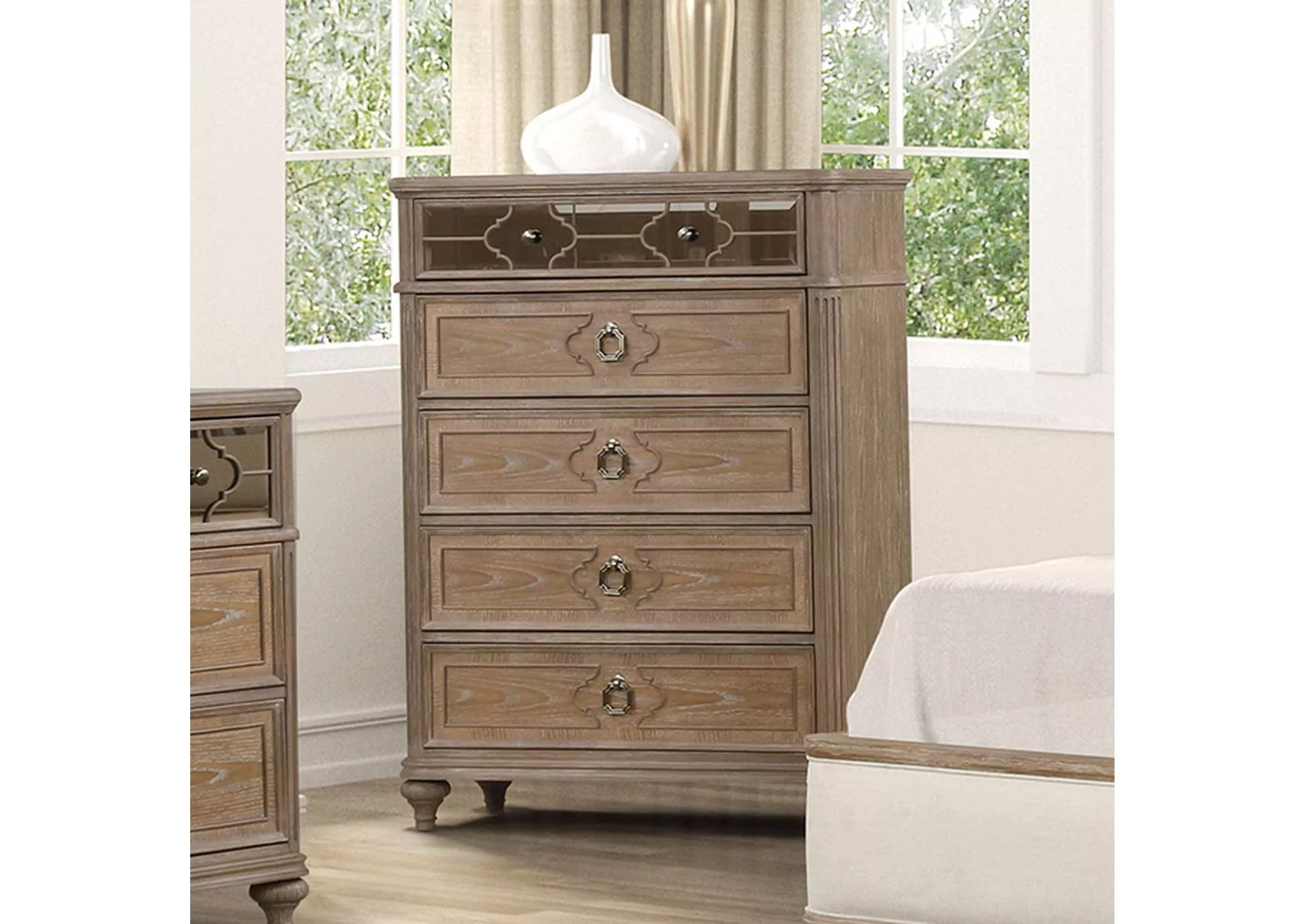 Lyris - Chest