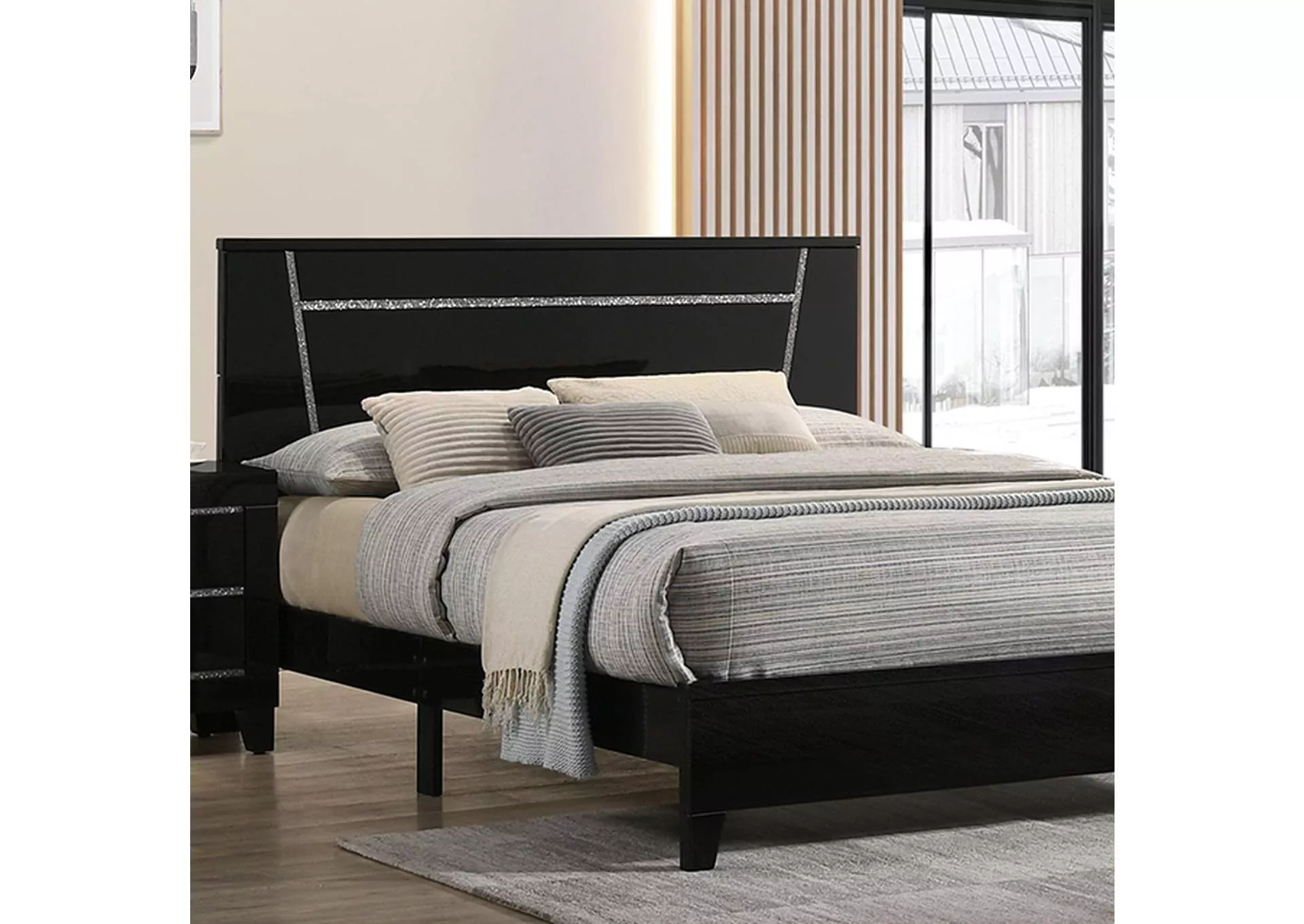 Magdeburg - Cal.King Bed