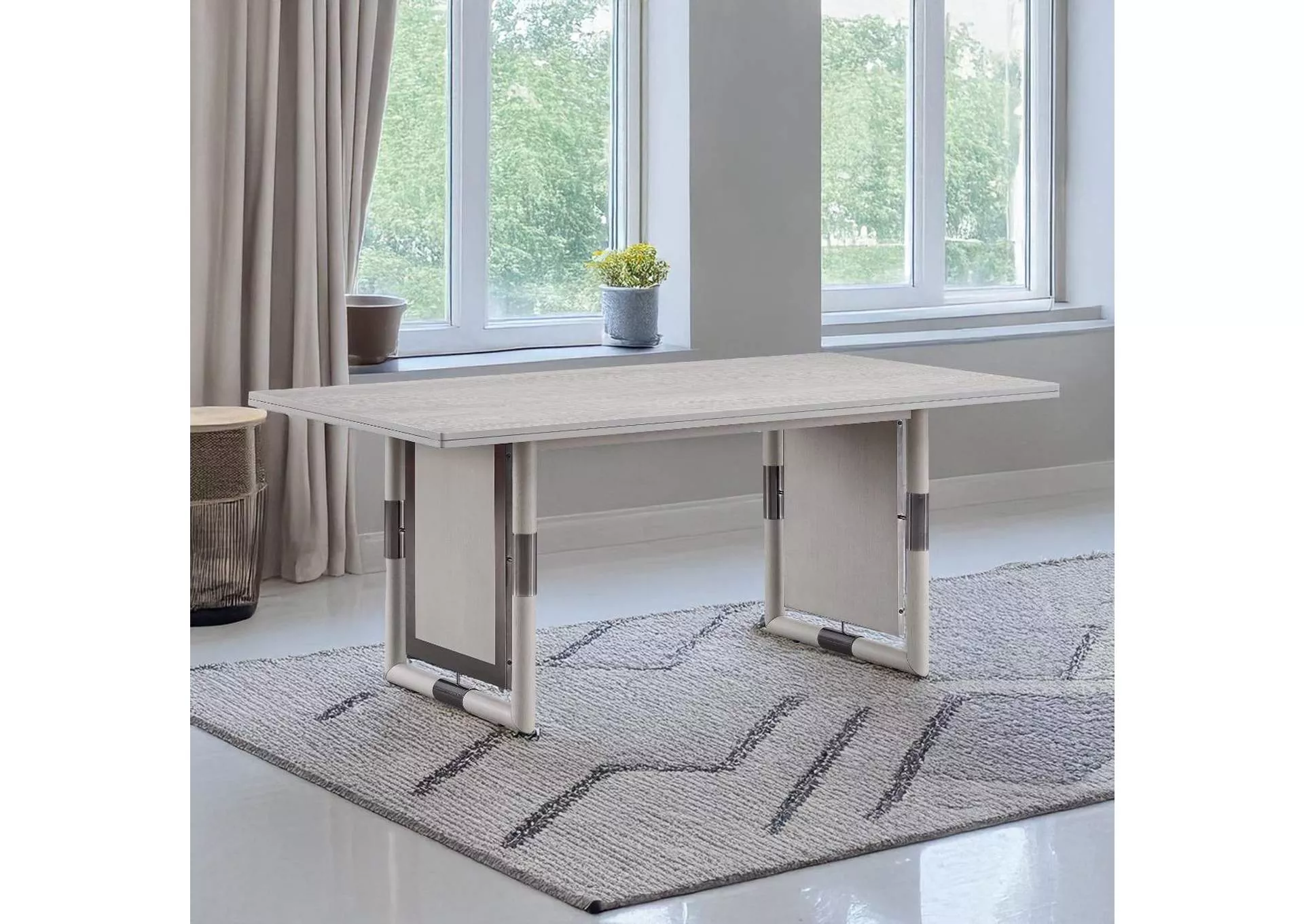 Marta Dining Table