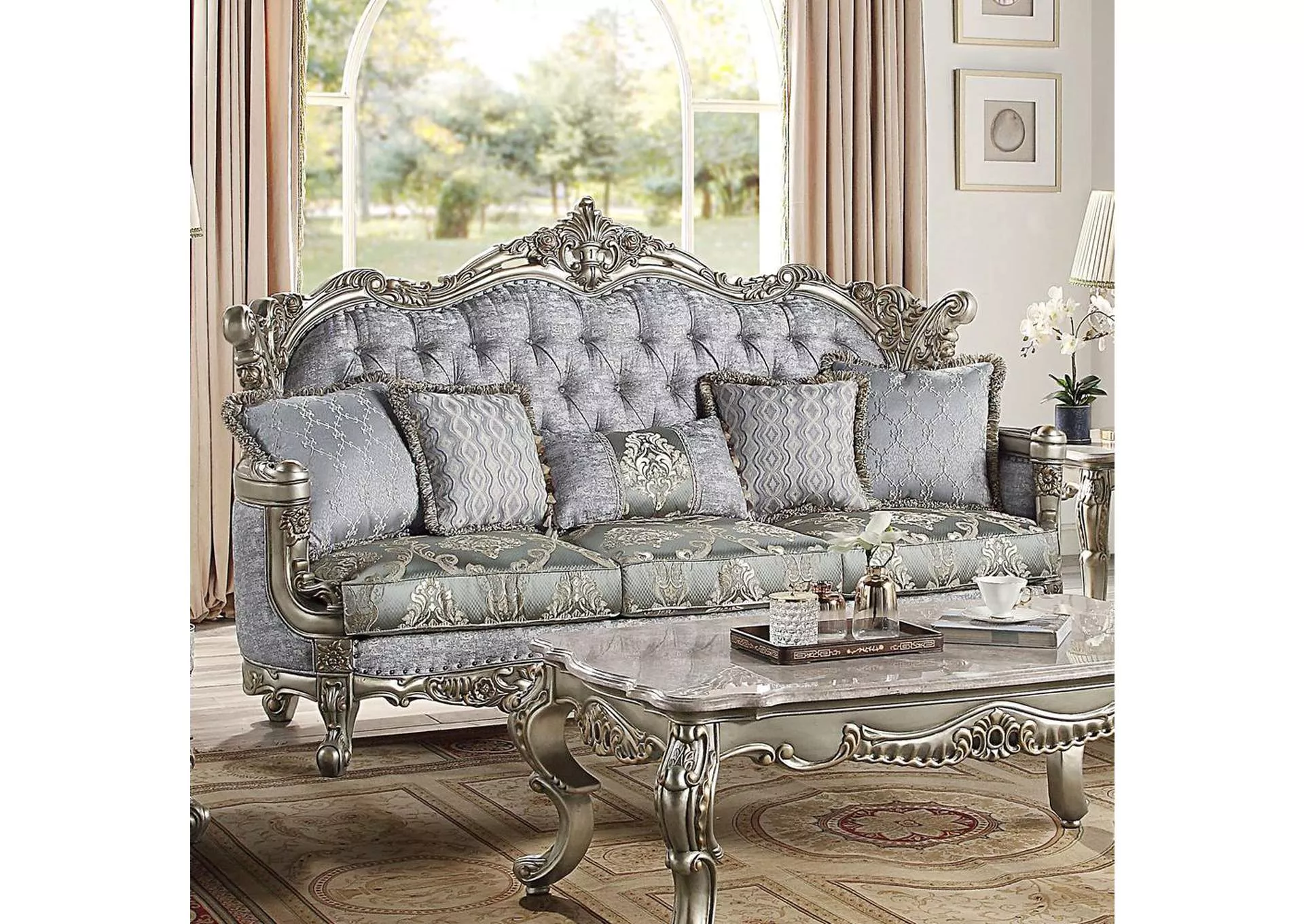 Miliani Sofa with 5 Pillows