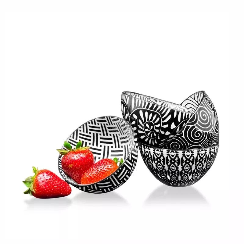Mini Black & White Bowl