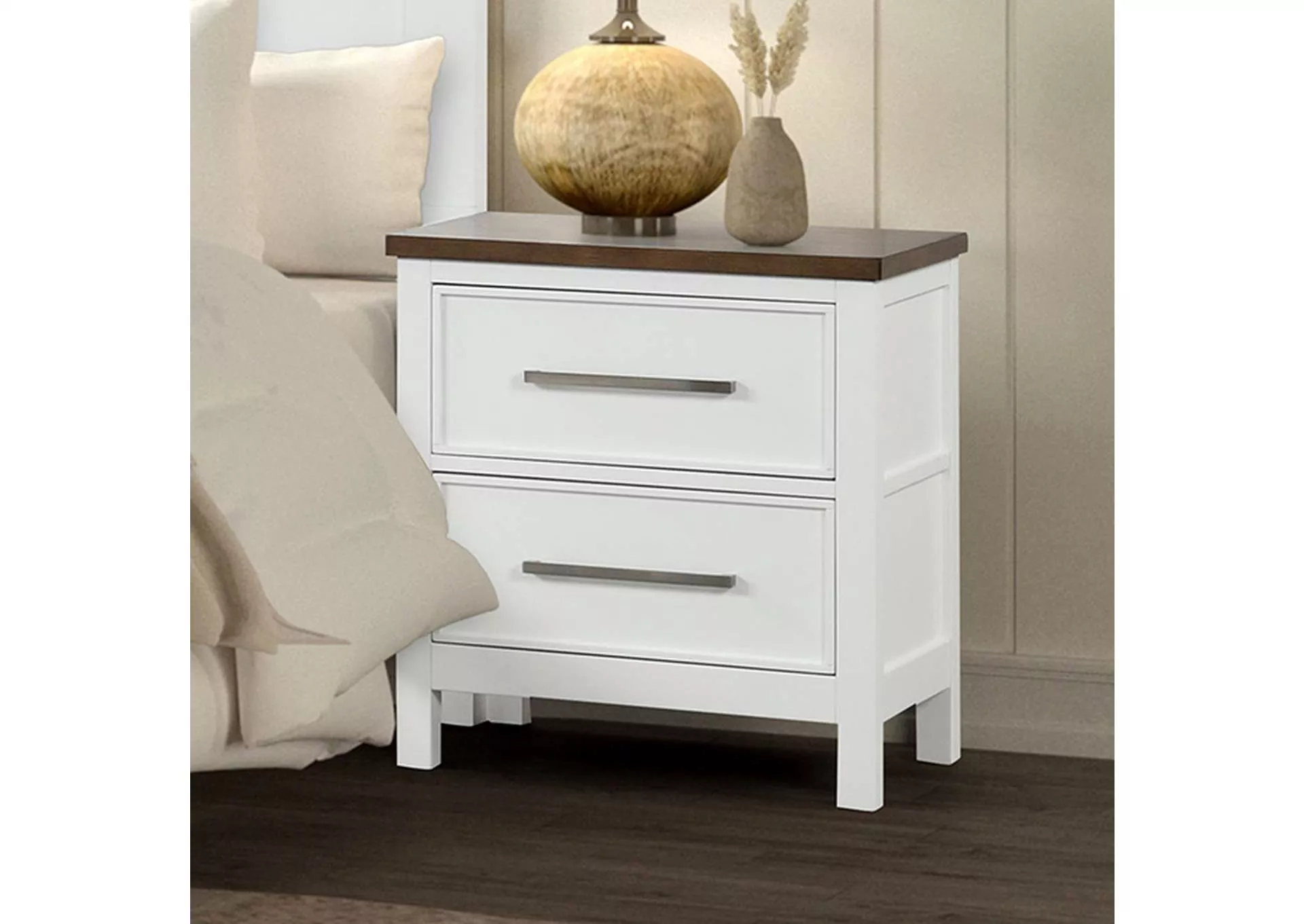 Pinetop - Nightstand