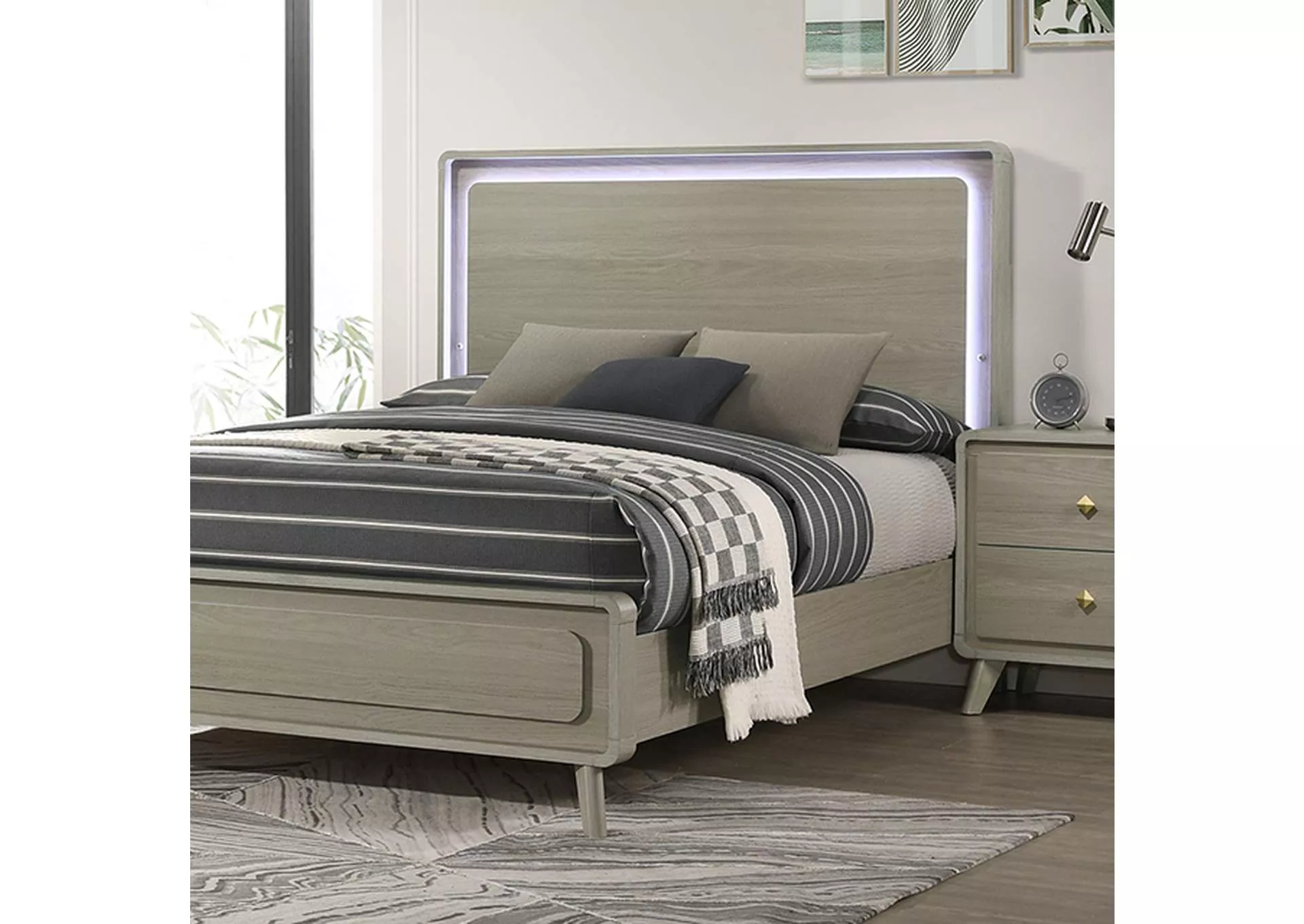 Rainier - E.King Bed
