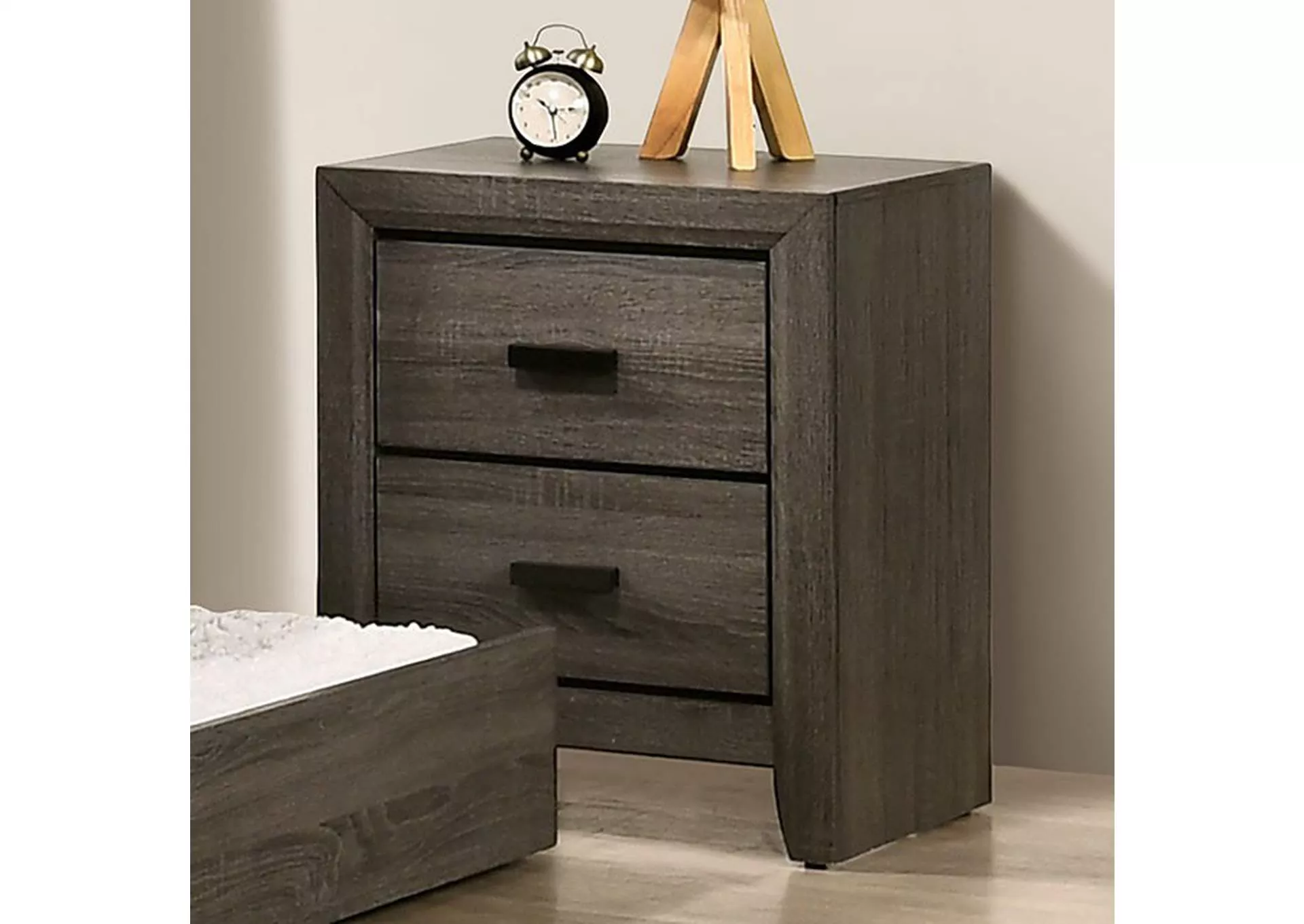 Roanne - Night Stand
