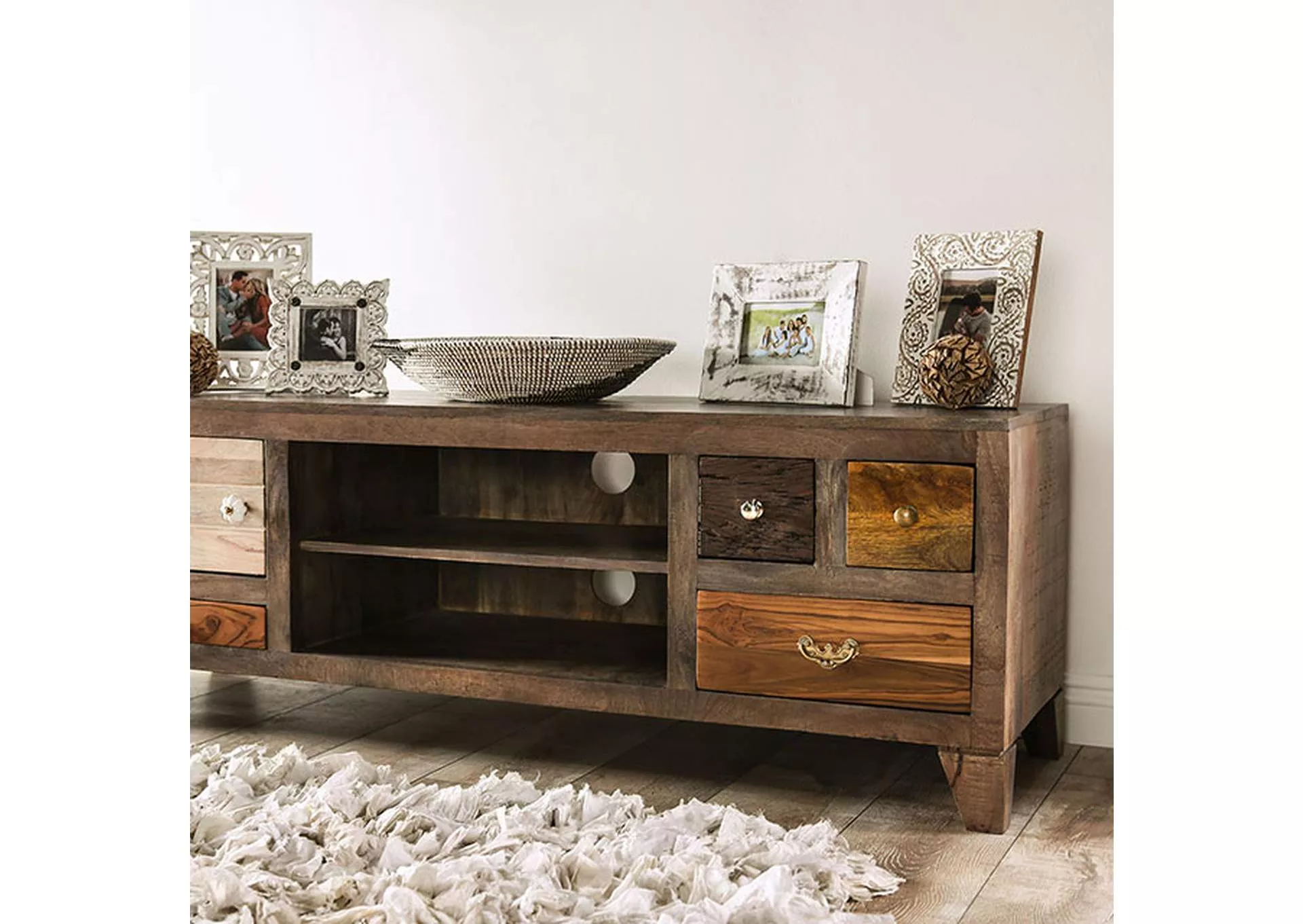 Saffronwald Media Console