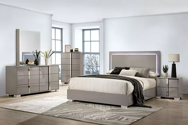 Sinistra - 5 Pc Queen Bedroom Set