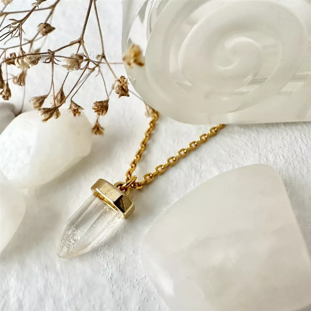 Skeksis Tiny Clear Gemstone Charm Necklace