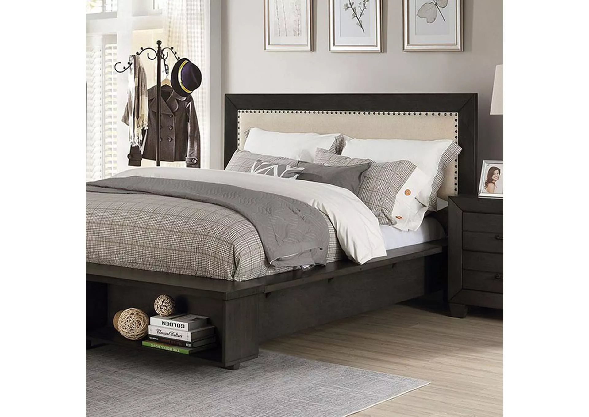 Sligo - Queen Bed