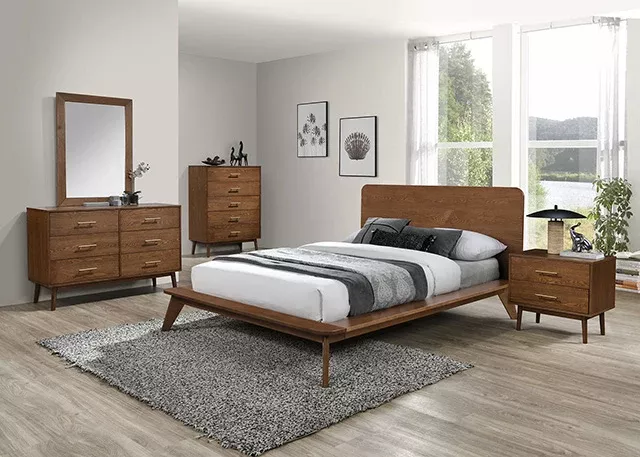 Stathelle - 5 Pc Queen Bedroom Set