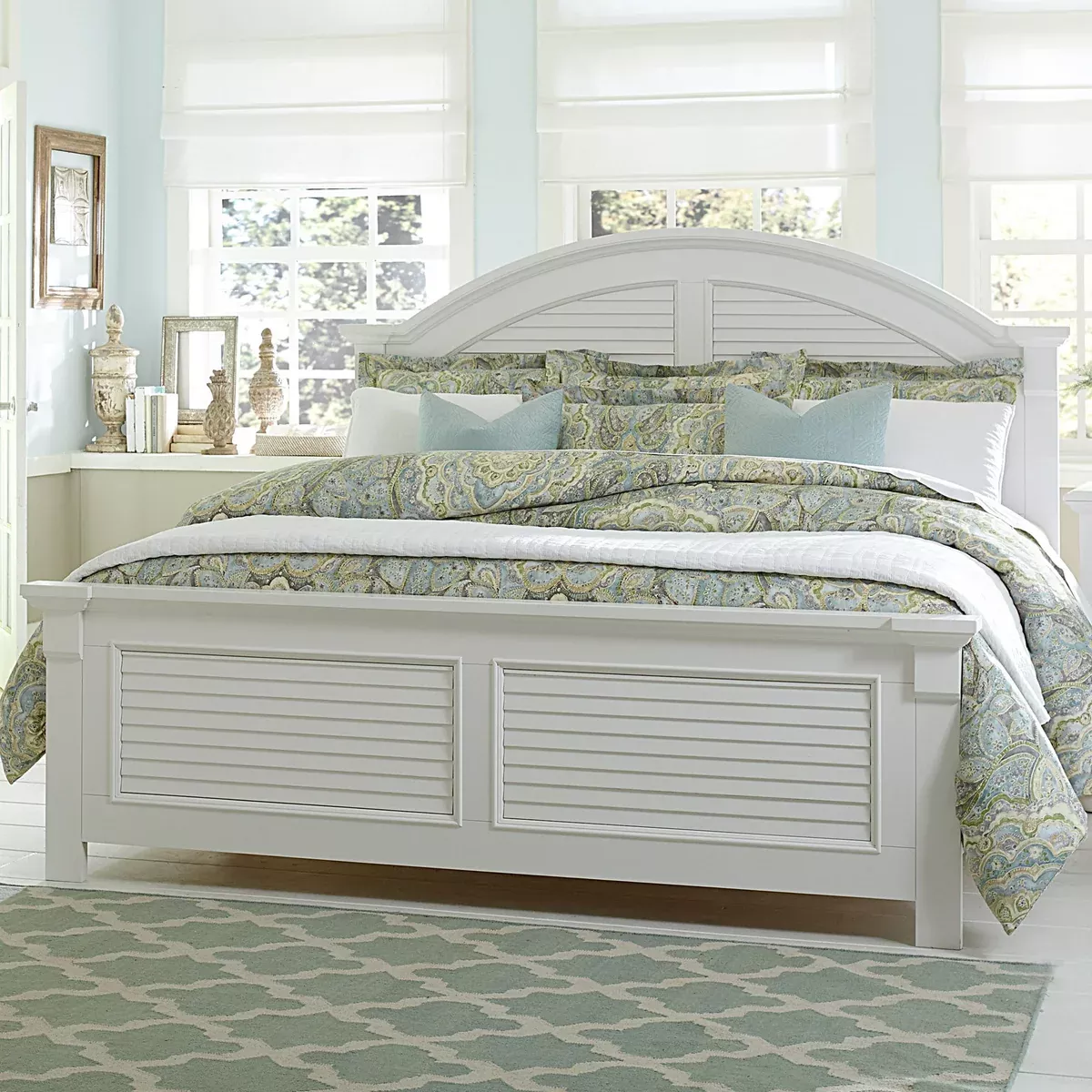 Summer House I - Panel Bed