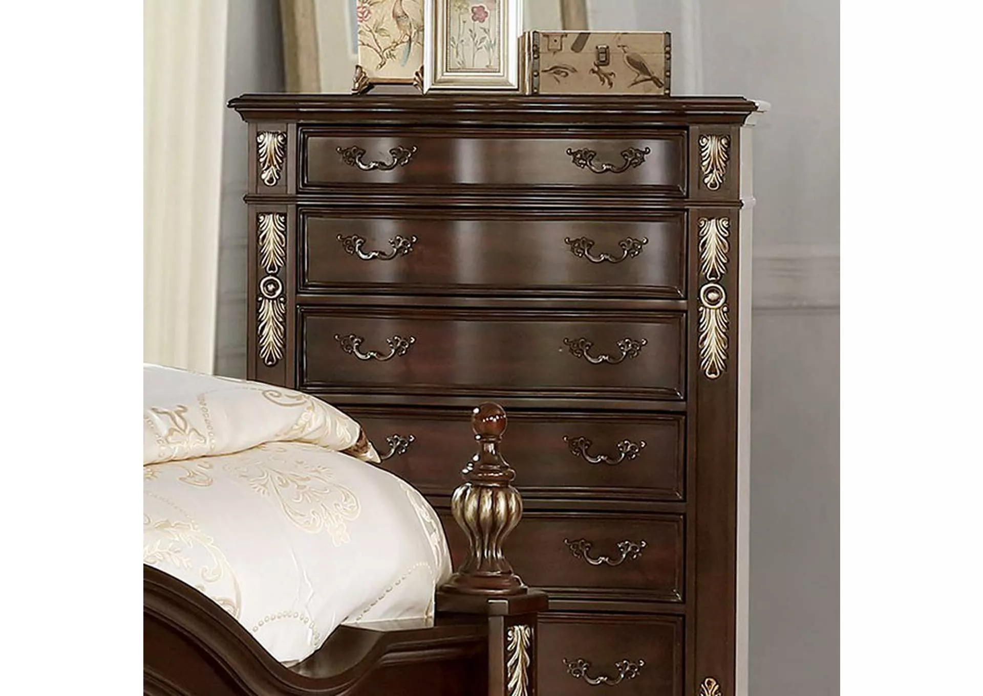 Theodor - Chest