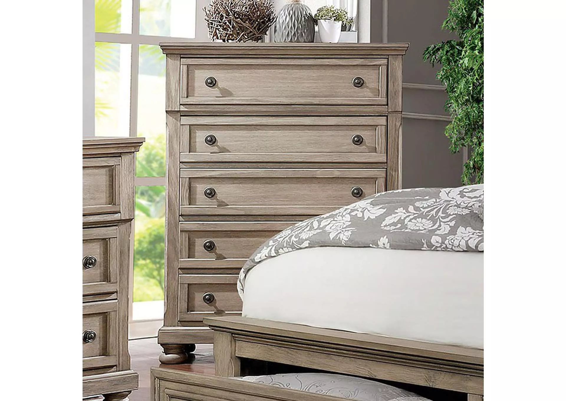 Wells - Chest