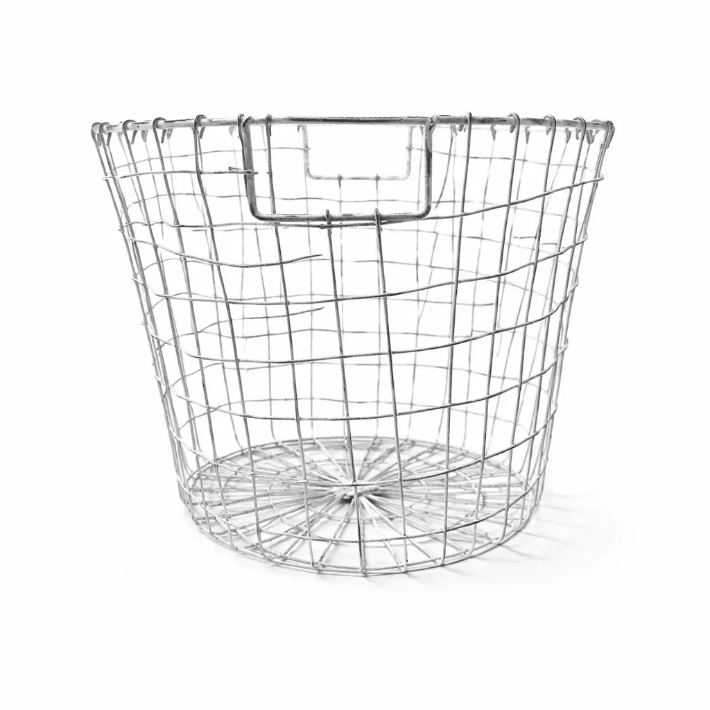 White Wash Rustic Wire Round Basket