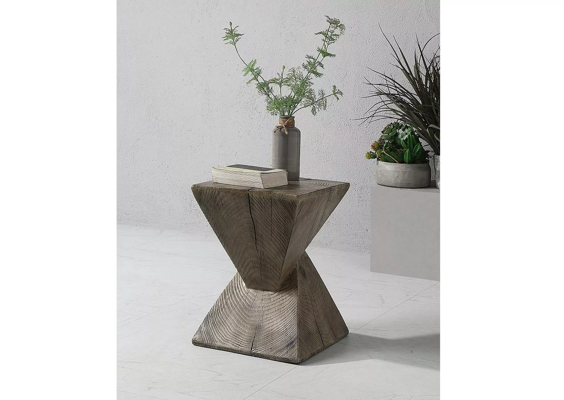 Zahi Accent Table